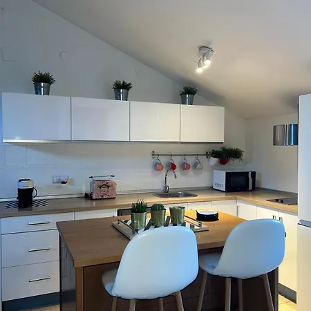 Attik Apartment